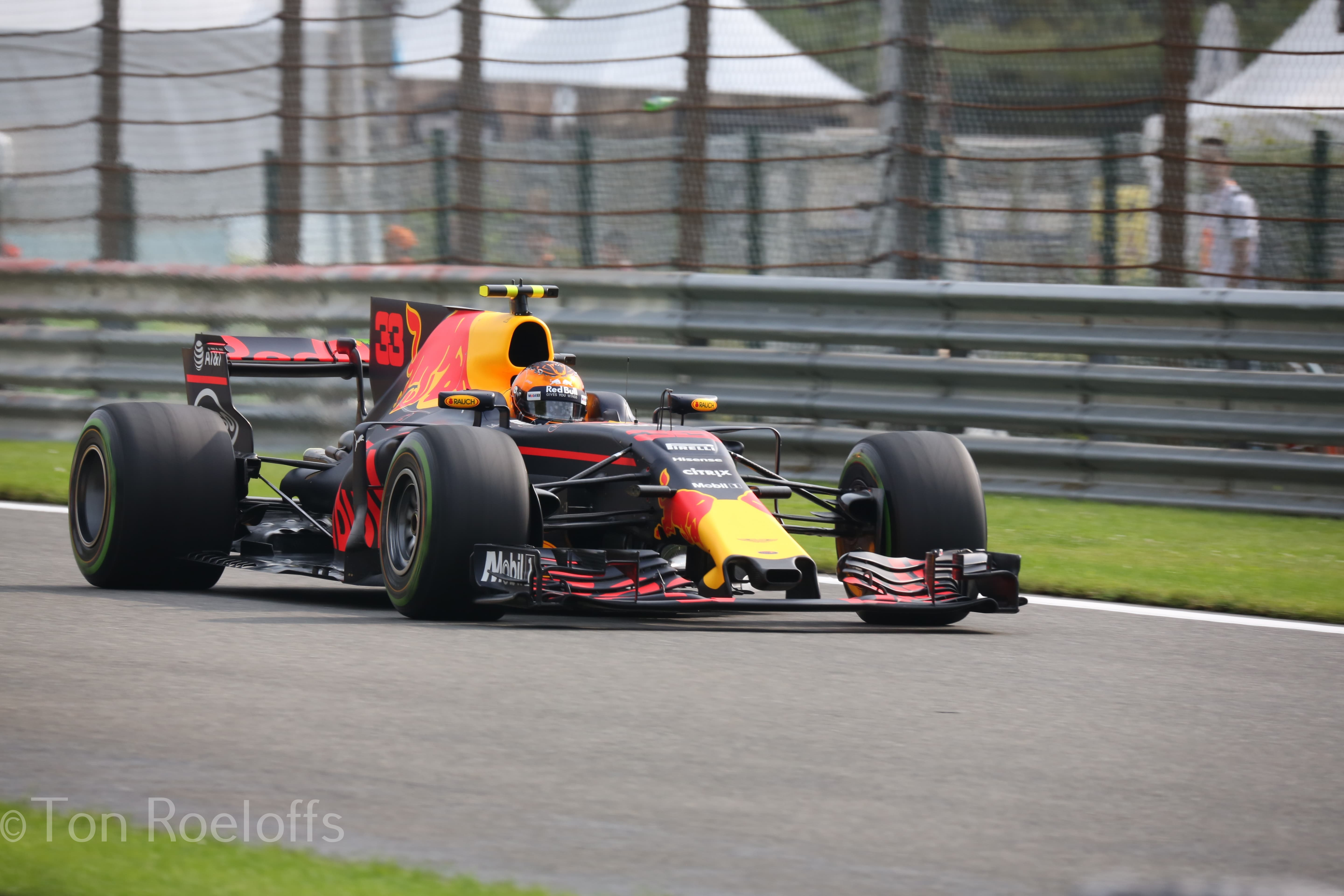 Vettel verremt zich